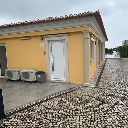 Yellow Sweet Home - Maria E Beatriz Nazaré Eksteriør bilde
