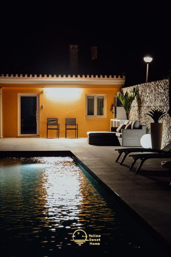 Yellow Sweet Home - Maria E Beatriz Nazaré Eksteriør bilde